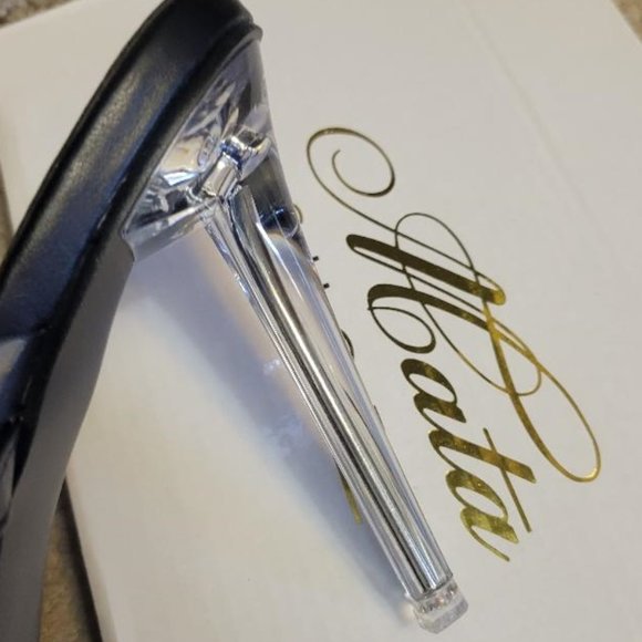 Chained Sandals - Picture 4 of 5